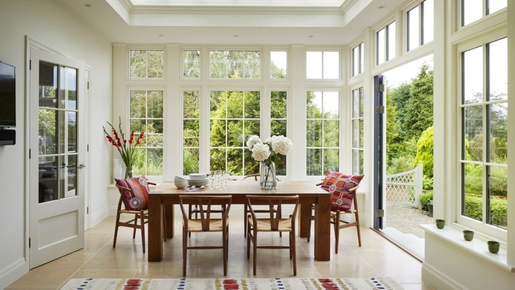 Pencahayaan rumah minimalis yang baik dapat meningkatkan keindahan interior. Sumber Westburygardenrooms