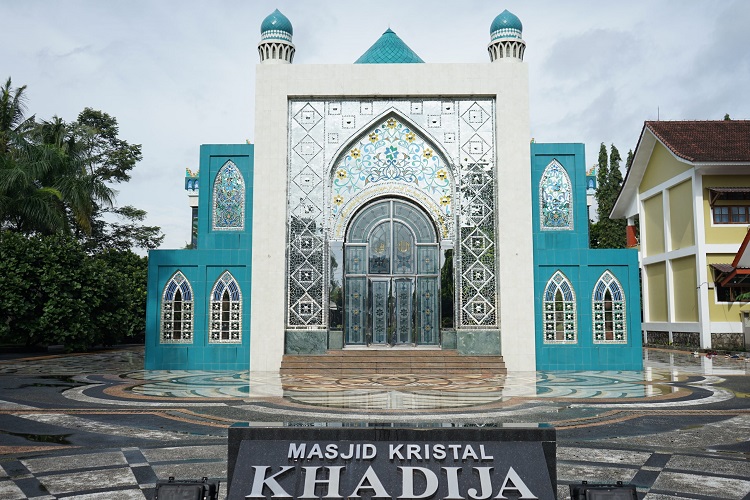 Masjid Kristal Khadija, Sumber: yogyaku.com